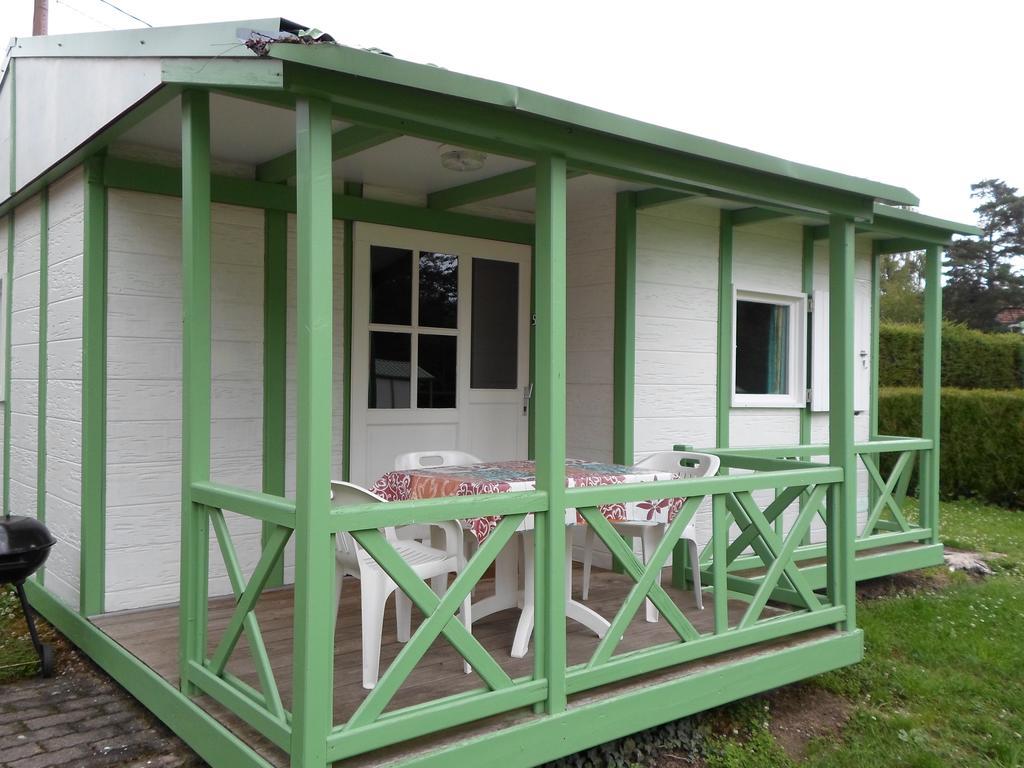 Camping Les Pinasses La Chapelle  Kültér fotó