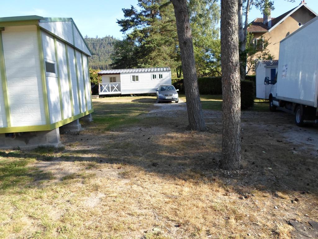 Camping Les Pinasses La Chapelle  Kültér fotó