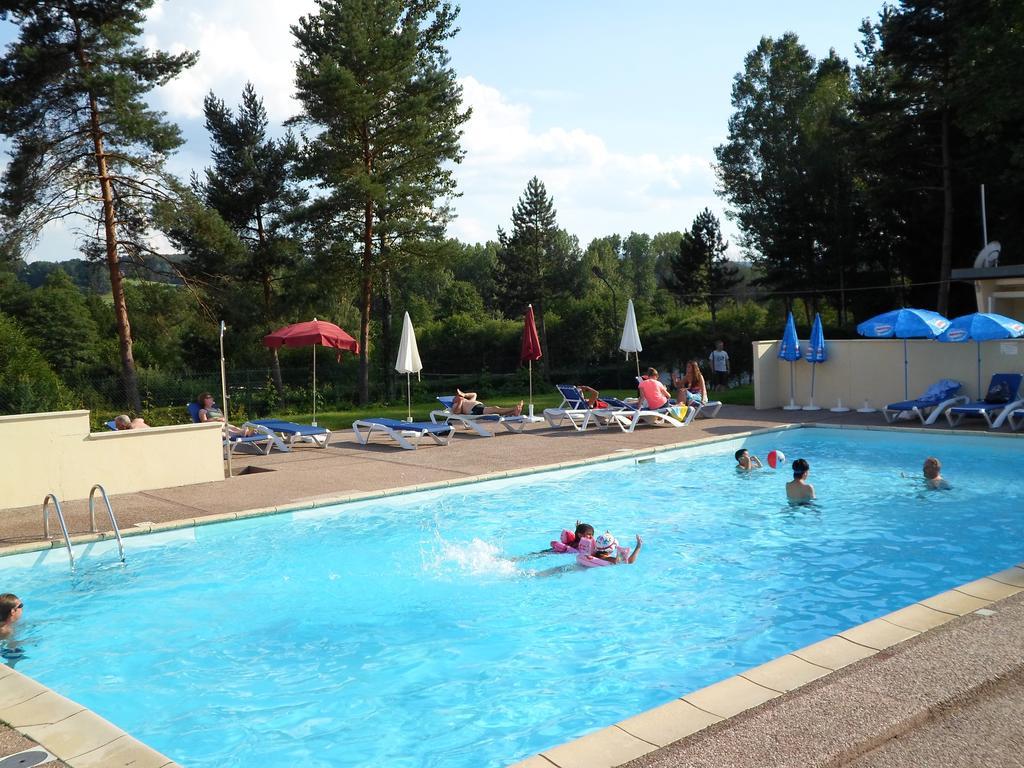 Camping Les Pinasses La Chapelle  Kültér fotó