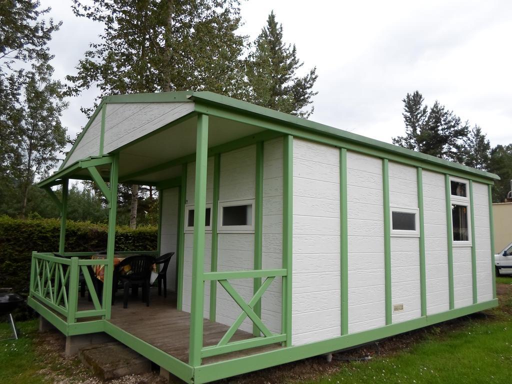 Camping Les Pinasses La Chapelle  Szoba fotó