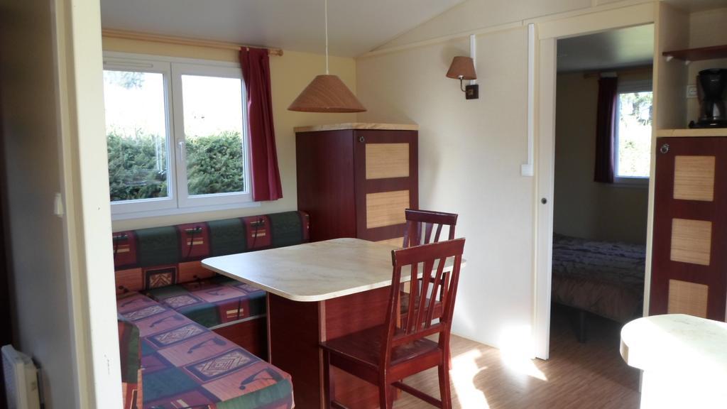 Camping Les Pinasses La Chapelle  Kültér fotó