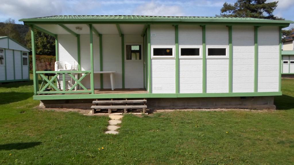 Camping Les Pinasses La Chapelle  Kültér fotó